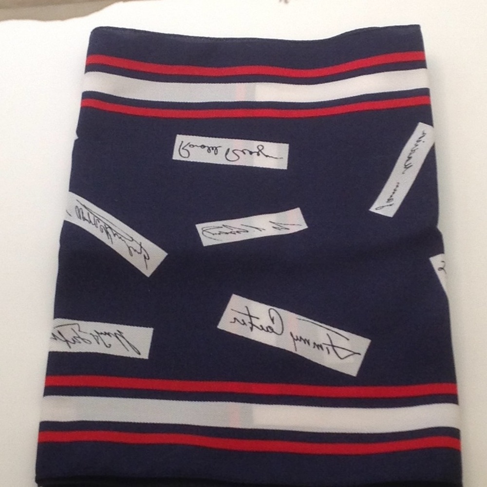Vintage Millicent scarf , famous signature , made italy , polyester